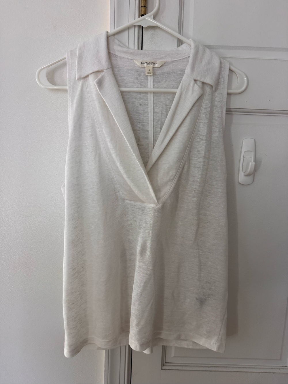 Banana Republic Linen Knit Shell - White